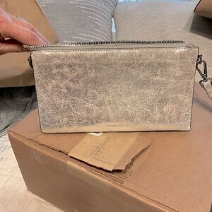 ANTONIO MELANI Silver Clutch with Textured Finish